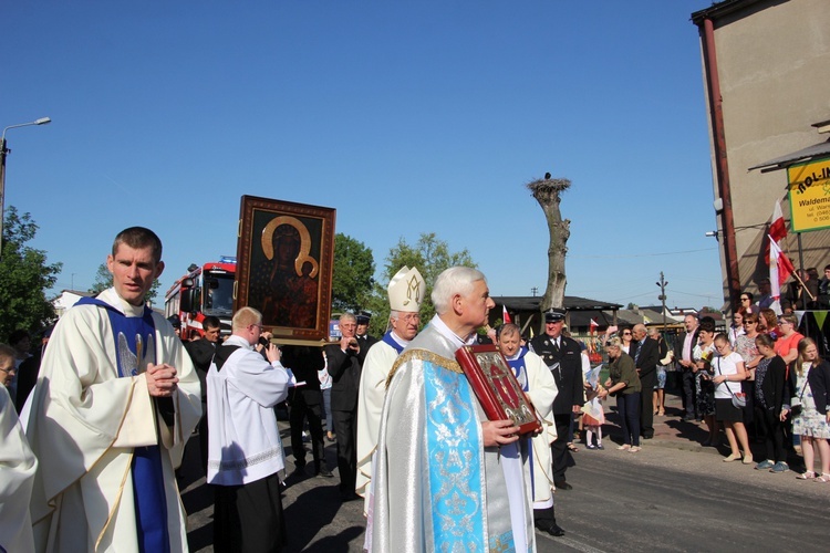 Powitanie ikony MB Częstochowskiej w Bielawach