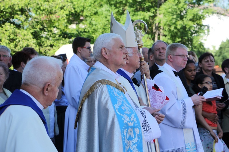 Powitanie ikony MB Częstochowskiej w Bielawach