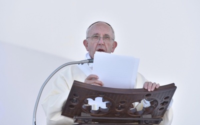 Papież modlił się za ofiary ataków w Egipcie i w Manchesterze