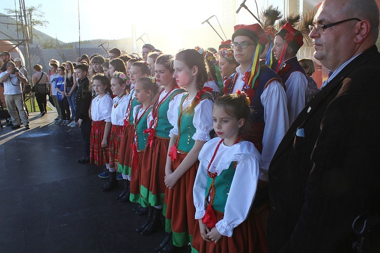 Wałbrzyszanie śpiewali hymn