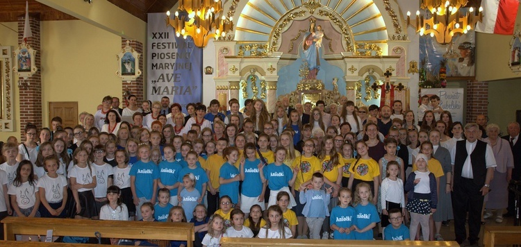 22. Festiwal Pieśni Maryjnej w parafii Macierzyństwa NMP w Garbowie-Cukrowni