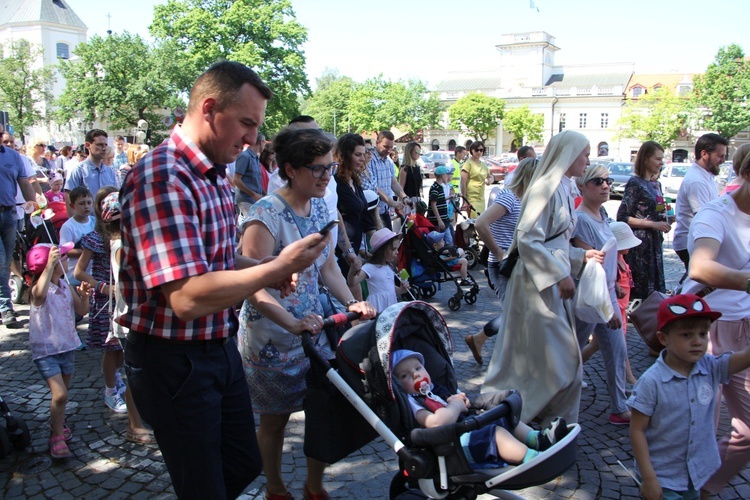 IV Marsz dla Życia Rodziny w Łowiczu