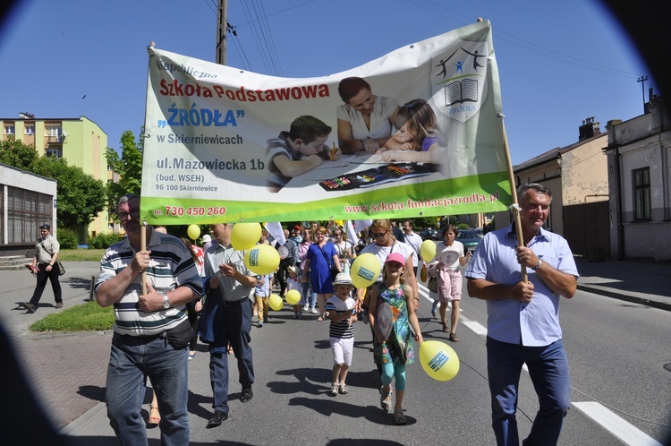 VI Marsz dla Życia i Rodziny w Skierniewicach