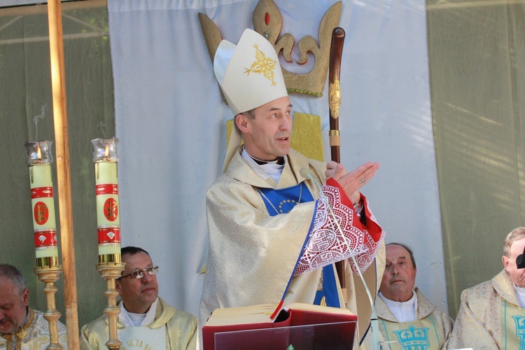 Procesja do Królowej Krynickich Zdrojów