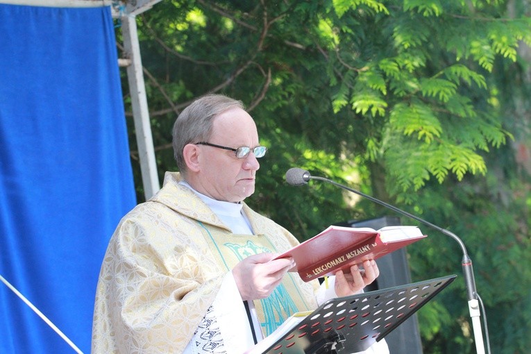 Procesja do Królowej Krynickich Zdrojów