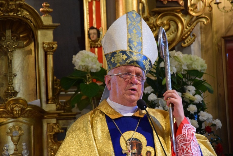 Powitanie ikony MB Częstochowskiej w Oszkowicach