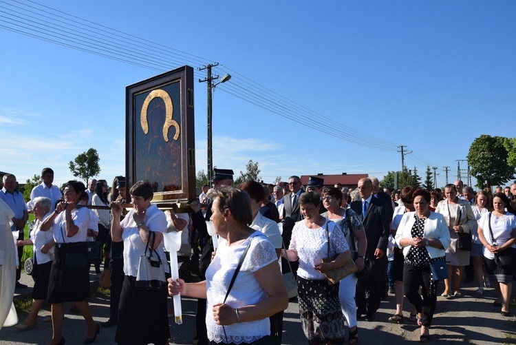 Powitanie ikony MB Częstochowskiej w Oszkowicach