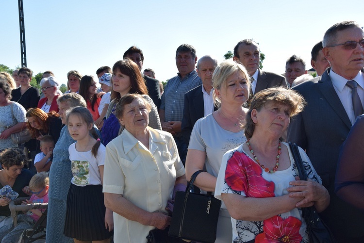 Powitanie ikony MB Częstochowskiej w Oszkowicach