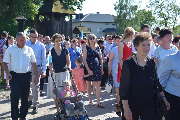 Powitanie ikony MB Częstochowskiej w Oszkowicach