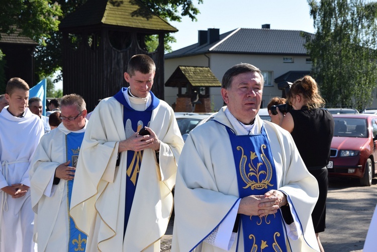 Powitanie ikony MB Częstochowskiej w Oszkowicach