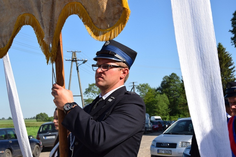 Powitanie ikony MB Częstochowskiej w Oszkowicach