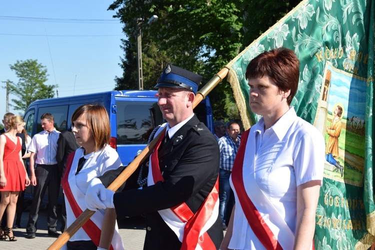 Powitanie ikony MB Częstochowskiej w Oszkowicach