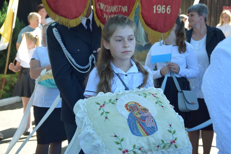 Powitanie ikony MB Częstochowskiej w Oszkowicach