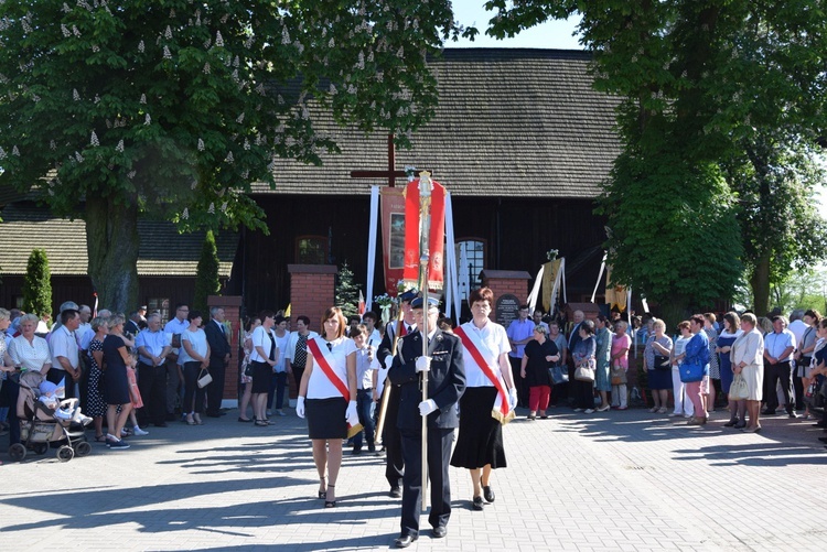 Powitanie ikony MB Częstochowskiej w Oszkowicach