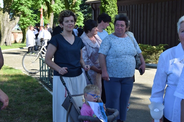 Powitanie ikony MB Częstochowskiej w Oszkowicach