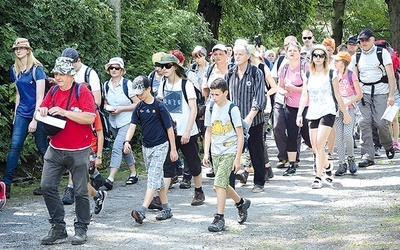 ◄	Pielgrzymi znów wyruszą pieszo do kalwaryjskiego sanktuarium Matki Bożej.