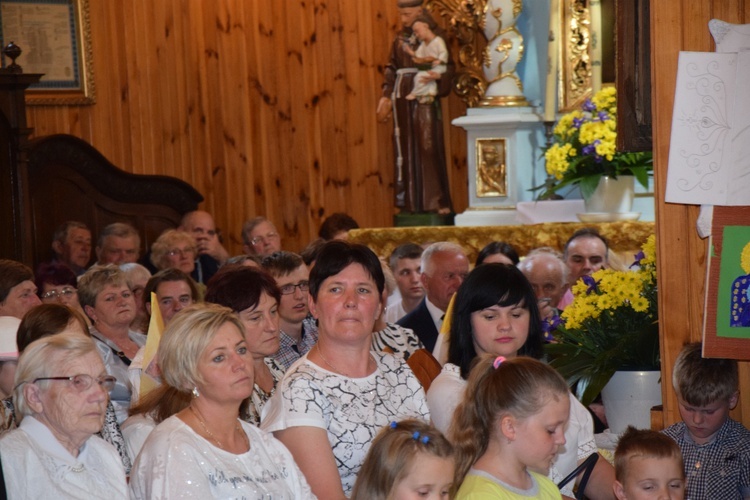 Powianie ikony MB Częstochowskiej w Starym Waliszewie