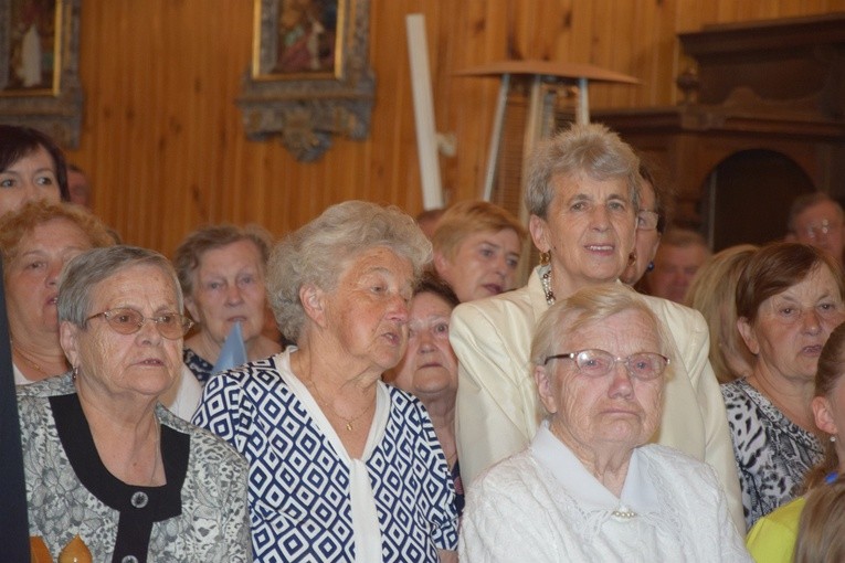 Powianie ikony MB Częstochowskiej w Starym Waliszewie