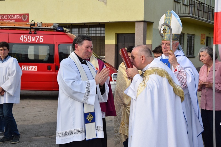 Powianie ikony MB Częstochowskiej w Starym Waliszewie