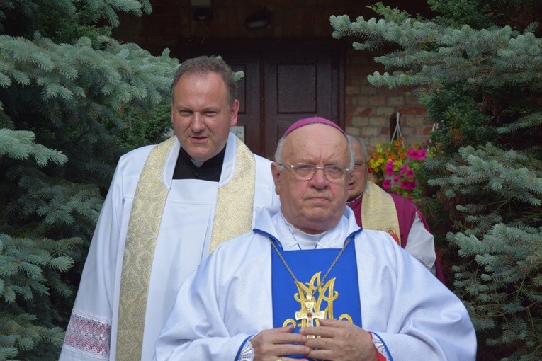 Powianie ikony MB Częstochowskiej w Starym Waliszewie