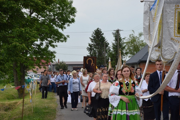 Powitanie ikony MB Częstochowskiej w Mąkolicach