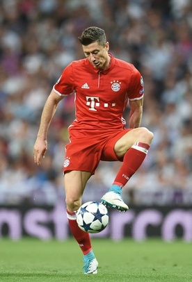 Robert Lewandowski osiągnął status światowej gwiazdy i lidera Bayernu Monachium, zdobywając 43 bramki w rozgrywkach Bundesligi, Ligi Mistrzów i Pucharu Niemiec.