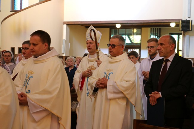 Ołtarz "Światło Pojednania i Pokoju" w Radomiu