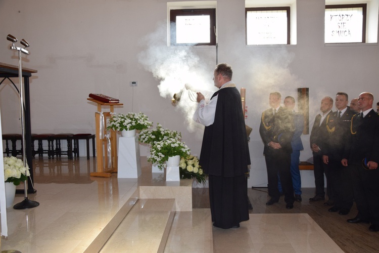 Powitanie ikony MB Częstochowskiej w parafii św. Maksymiliana w Głownie