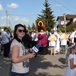 Powitanie ikony MB Częstochowskiej w parafii św. Maksymiliana w Głownie