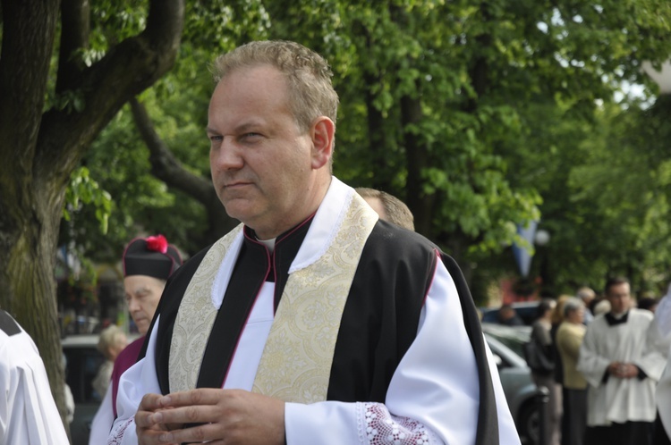 Powitanie ikony MB Częstochowskiej w parafii św. Jakuba w Głownie