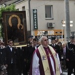 Powitanie ikony MB Częstochowskiej w parafii św. Jakuba w Głownie