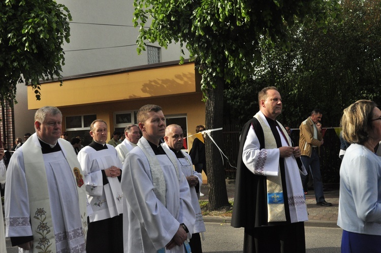 Powitanie ikony MB Częstochowskiej w parafii św. Jakuba w Głownie