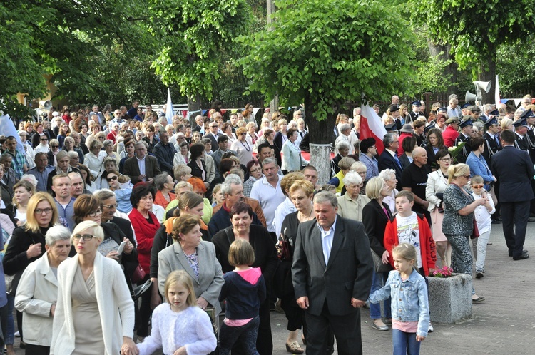 Powitanie ikony MB Częstochowskiej w parafii św. Jakuba w Głownie