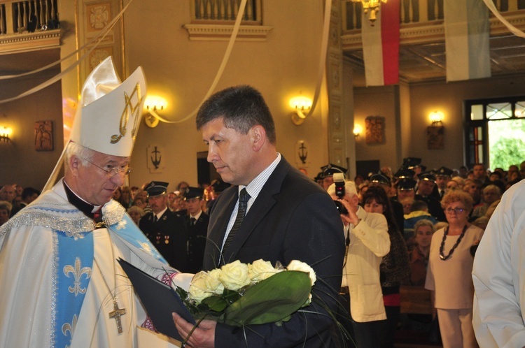 Powitanie ikony MB Częstochowskiej w parafii św. Jakuba w Głownie