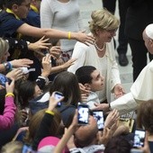 Poważna rozmowa papieża z młodymi