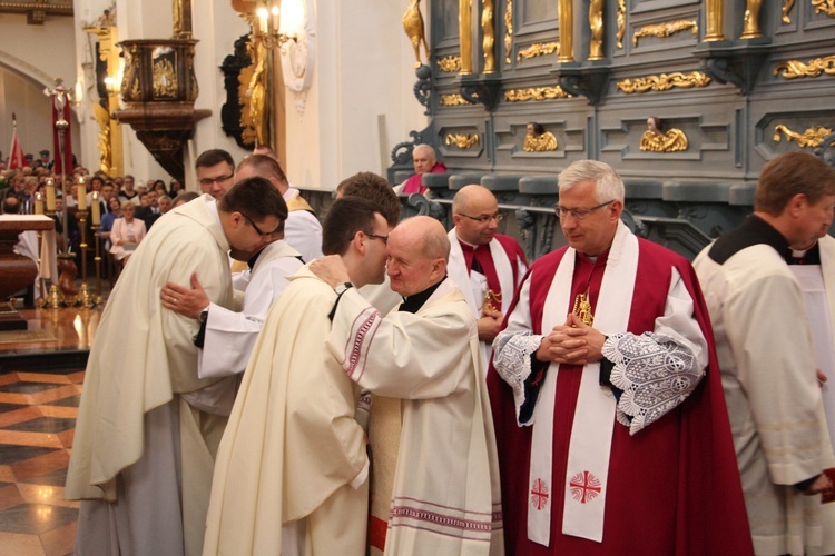 Święcenia kapłańskie w Łowiczu