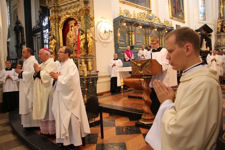 Święcenia kapłańskie w Łowiczu