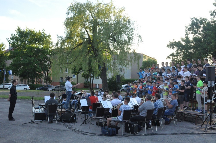 Przygotowania i próby