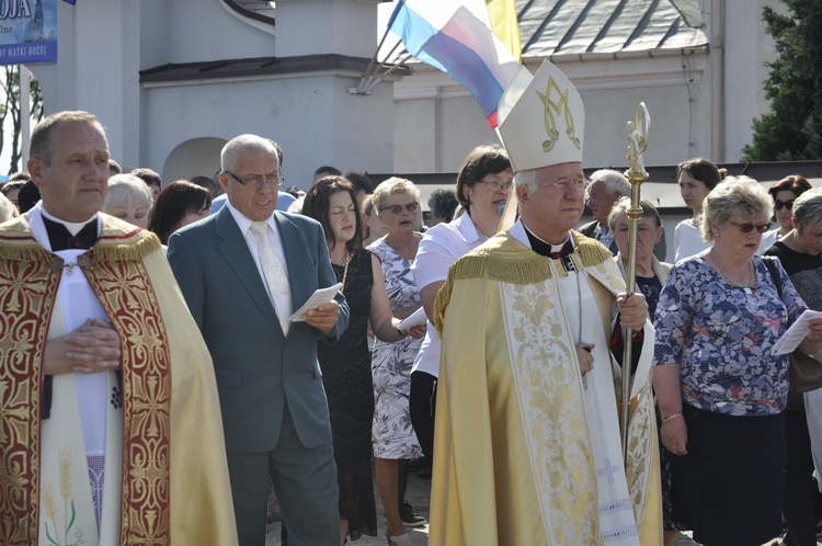 Powitanie ikony MB Częstochowskiej w Dmosinie