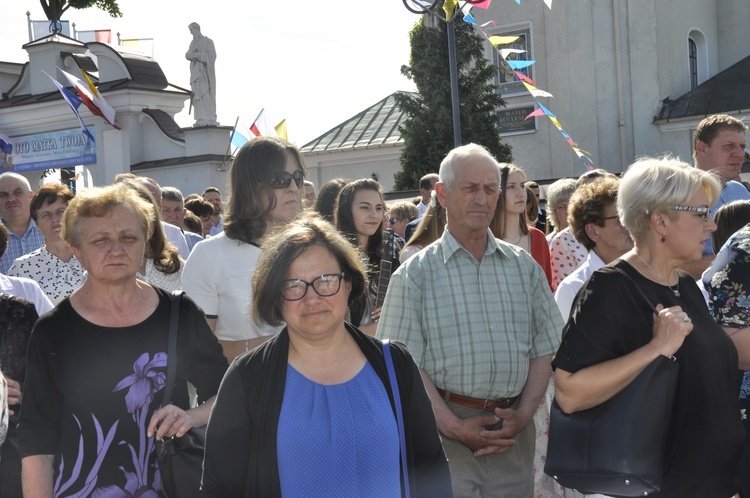 Powitanie ikony MB Częstochowskiej w Dmosinie