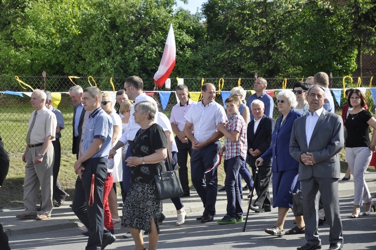 Powitanie ikony MB Częstochowskiej w Dmosinie