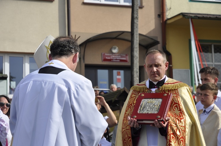 Powitanie ikony MB Częstochowskiej w Dmosinie