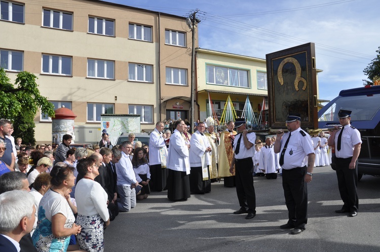 Powitanie ikony MB Częstochowskiej w Dmosinie