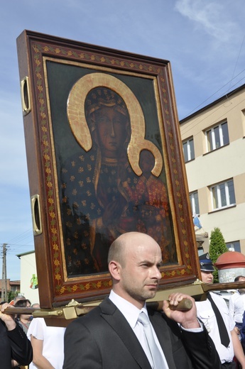 Powitanie ikony MB Częstochowskiej w Dmosinie