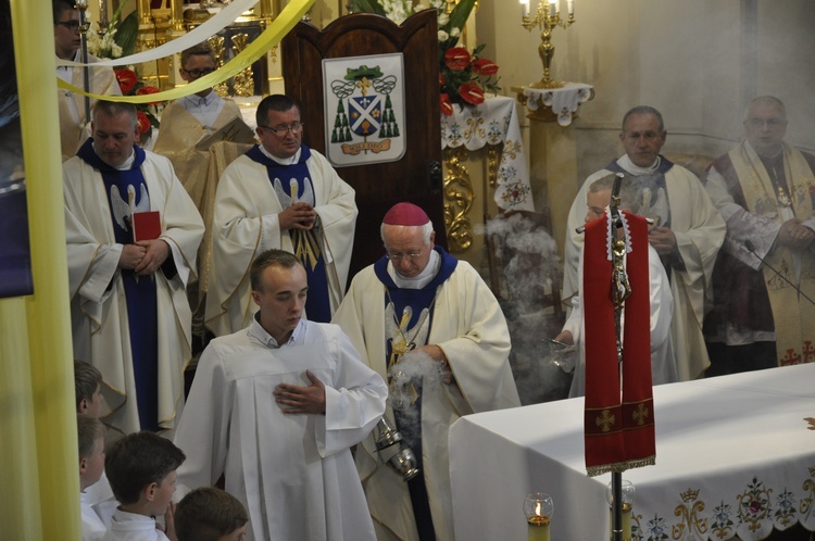 Powitanie ikony MB Częstochowskiej w Dmosinie