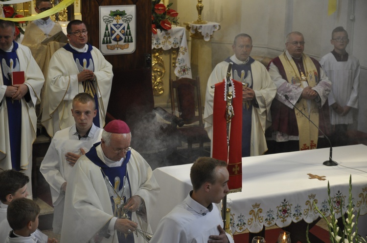 Powitanie ikony MB Częstochowskiej w Dmosinie