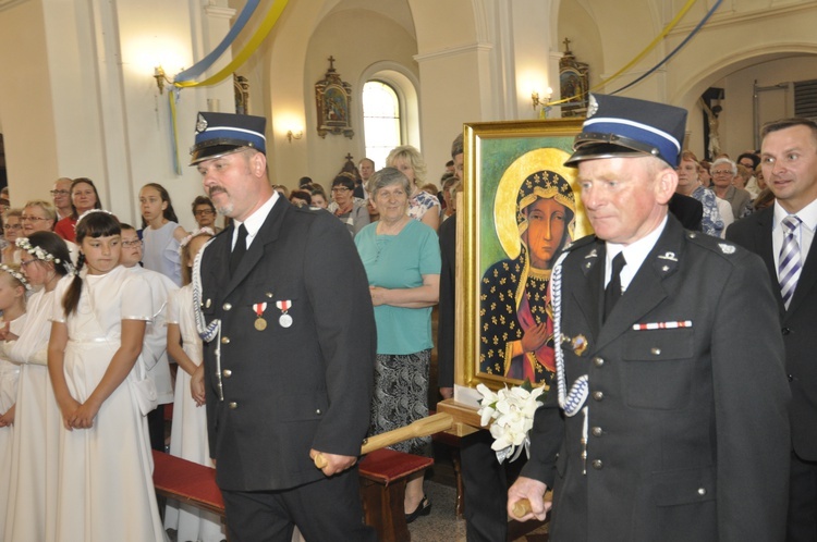 Powitanie ikony MB Częstochowskiej w Dmosinie