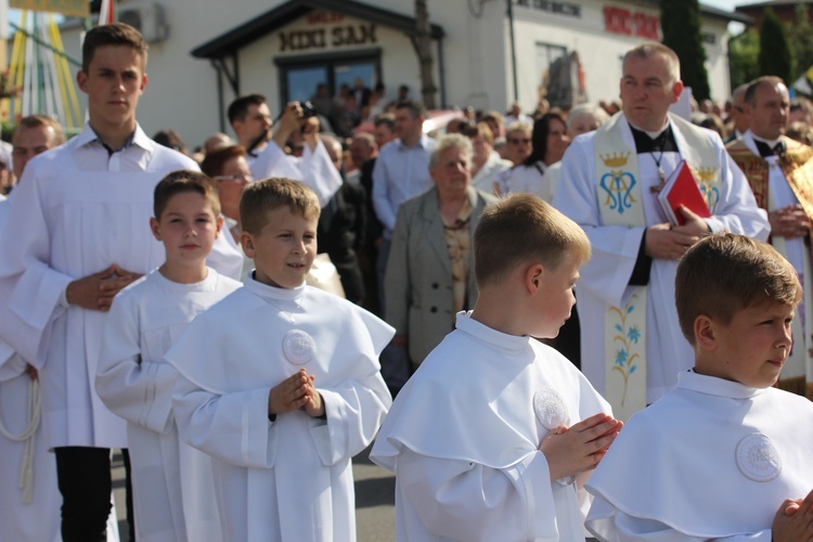 Powitanie ikony MB Częstochowskiej w Dmosinie