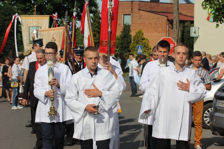 Powitanie ikony MB Częstochowskiej w Dmosinie