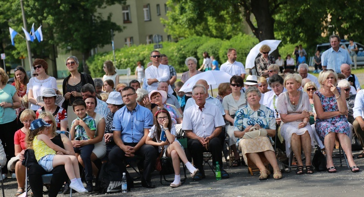 W oczekiwaniu na koronację